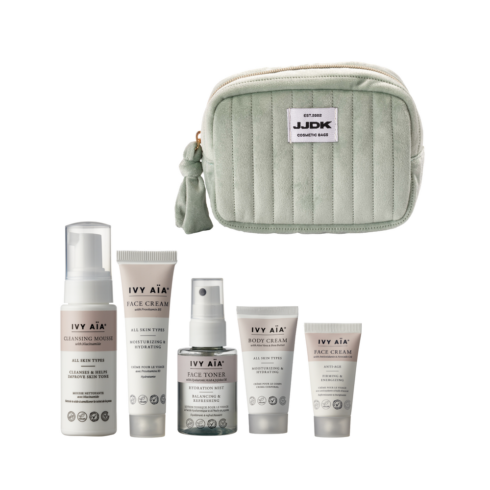 Ivy Aïa Travel Size Kit + Kosmetiktaske, mint