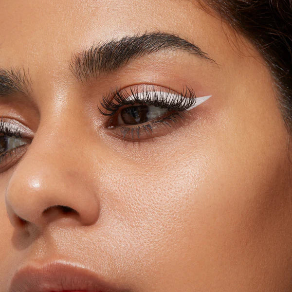 GOSH Matte Eye Liner 001 Dover White